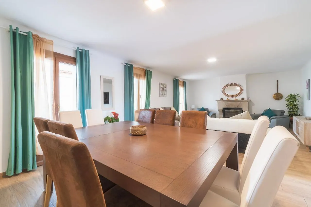 Newly Renovated Large Villa With Garden Castello  D'Empuries 0*,