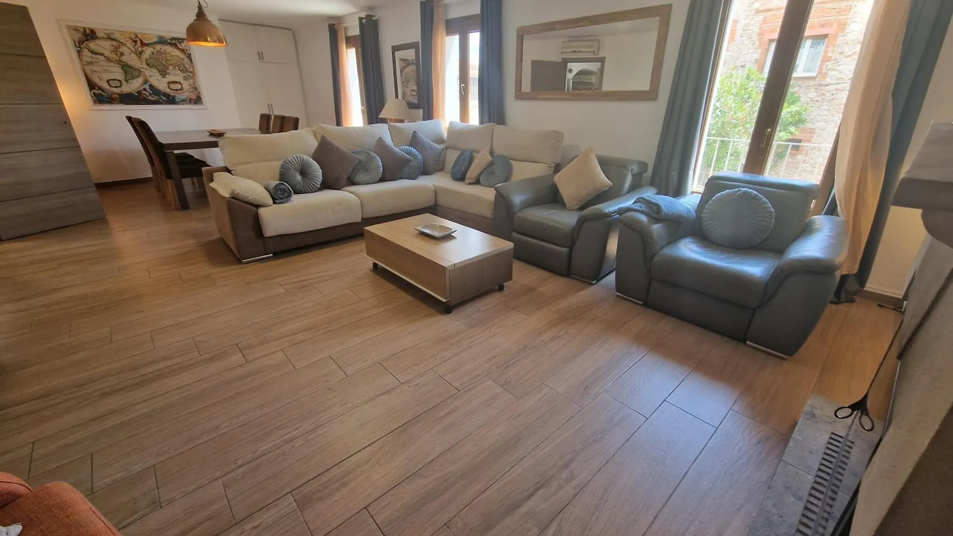 Newly Renovated Large Villa With Garden Castello  D'Empuries