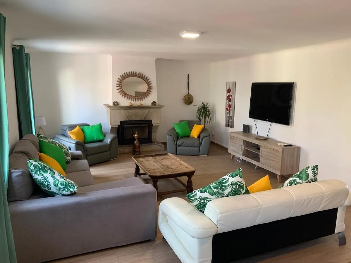 Newly Renovated Large Villa With Garden Castello  D'Empuries Hébergement de vacances