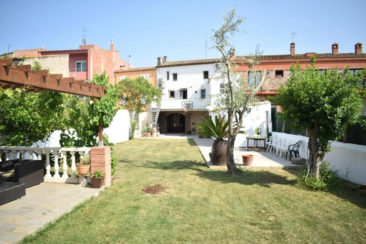 Hébergement de vacances Newly Renovated Large Villa With Garden Castello  D'Empuries