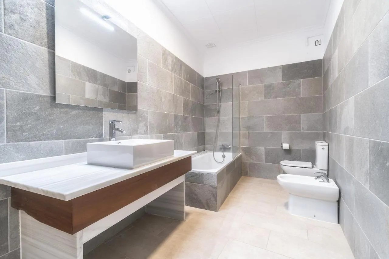 Hébergement de vacances Newly Renovated Large Villa With Garden Castello  D'Empuries Espagne