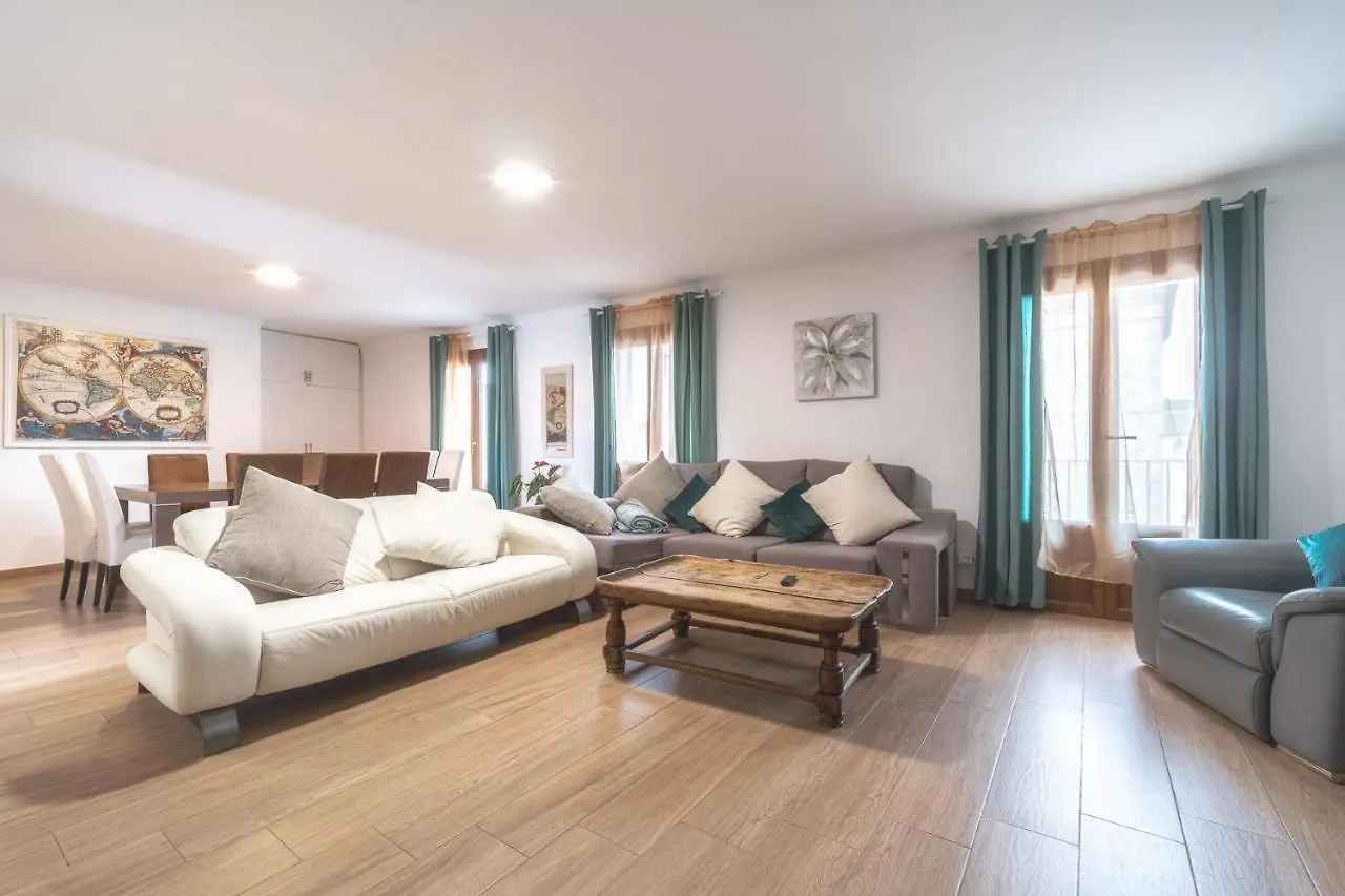 Newly Renovated Large Villa With Garden Castello  D'Empuries 0*,  Espagne